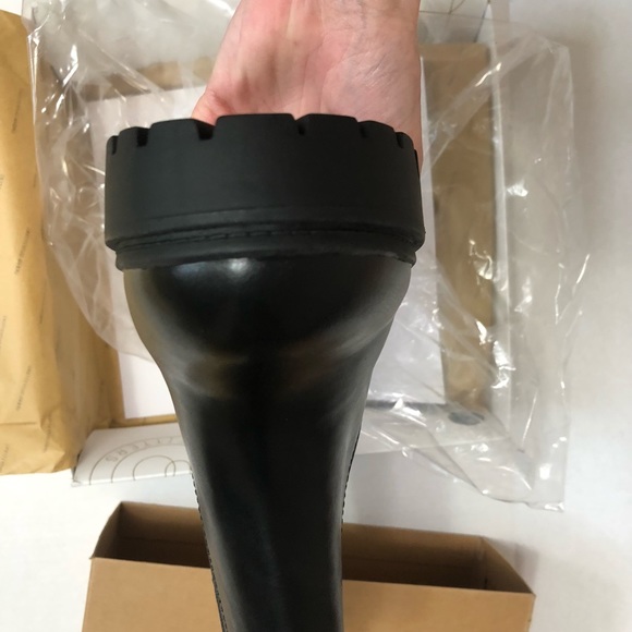 NWT Urban Outfitters Zip-Up boot black (8) - Picture 13 of 14